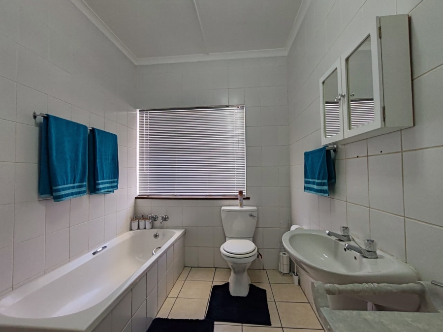 1 Bedroom Property for Sale in Mossel Bay Central Western Cape